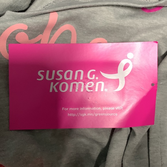 All for $15 size 12 shorts plus two tops size L (12-14) all NWT - Picture 11 of 14